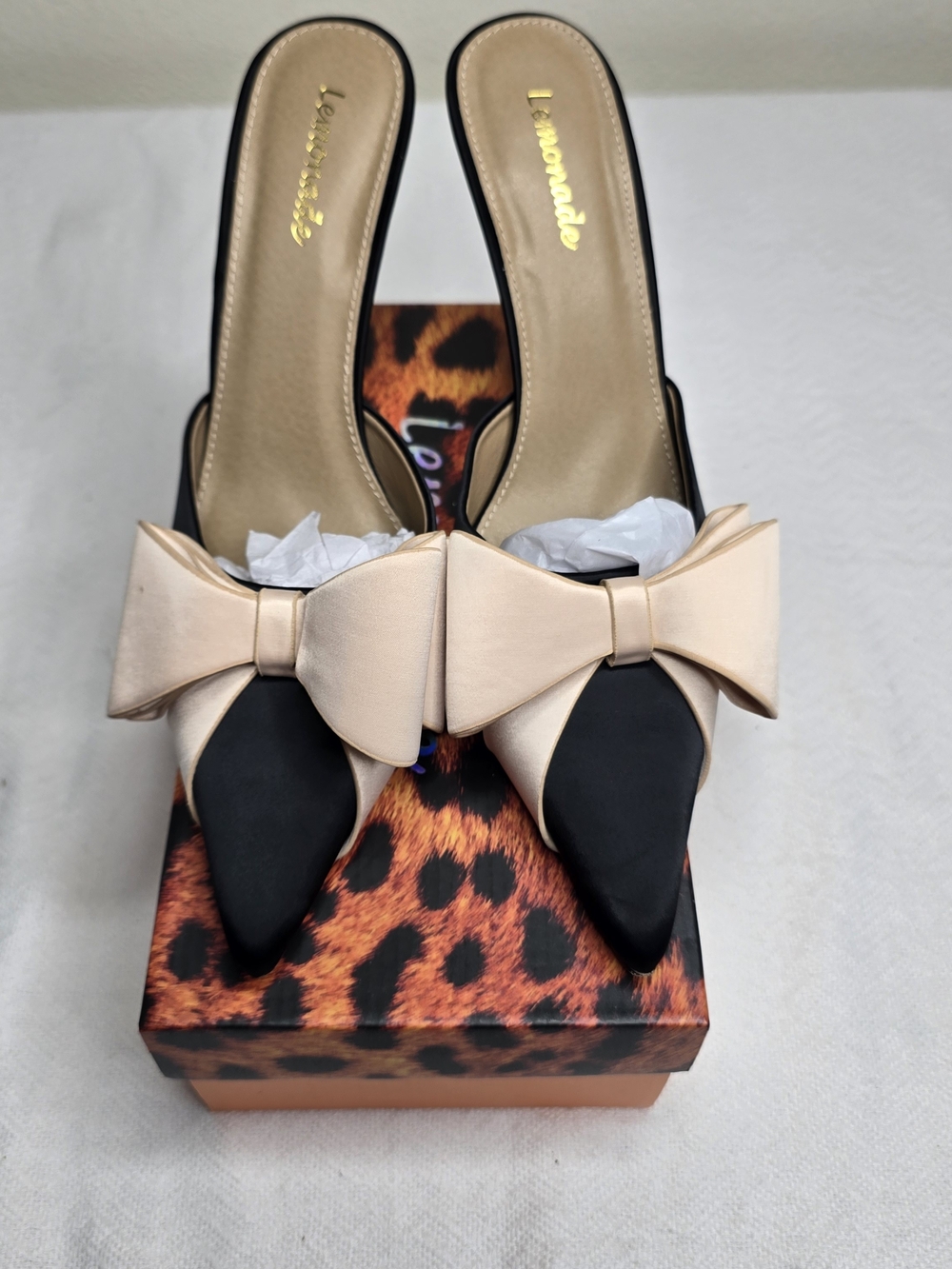 Lemonade Black Satin Bow Mule Heels – Women's Size 10
